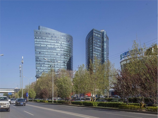 西双版纳干净维纳斯女装哪个牌子好